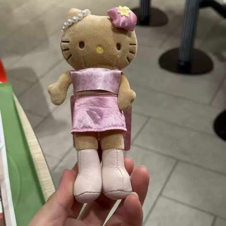 Плюшевый брелок (Sanrio) Hello Kitty, плюшевая кукла-талисман, размеры 10–16 см