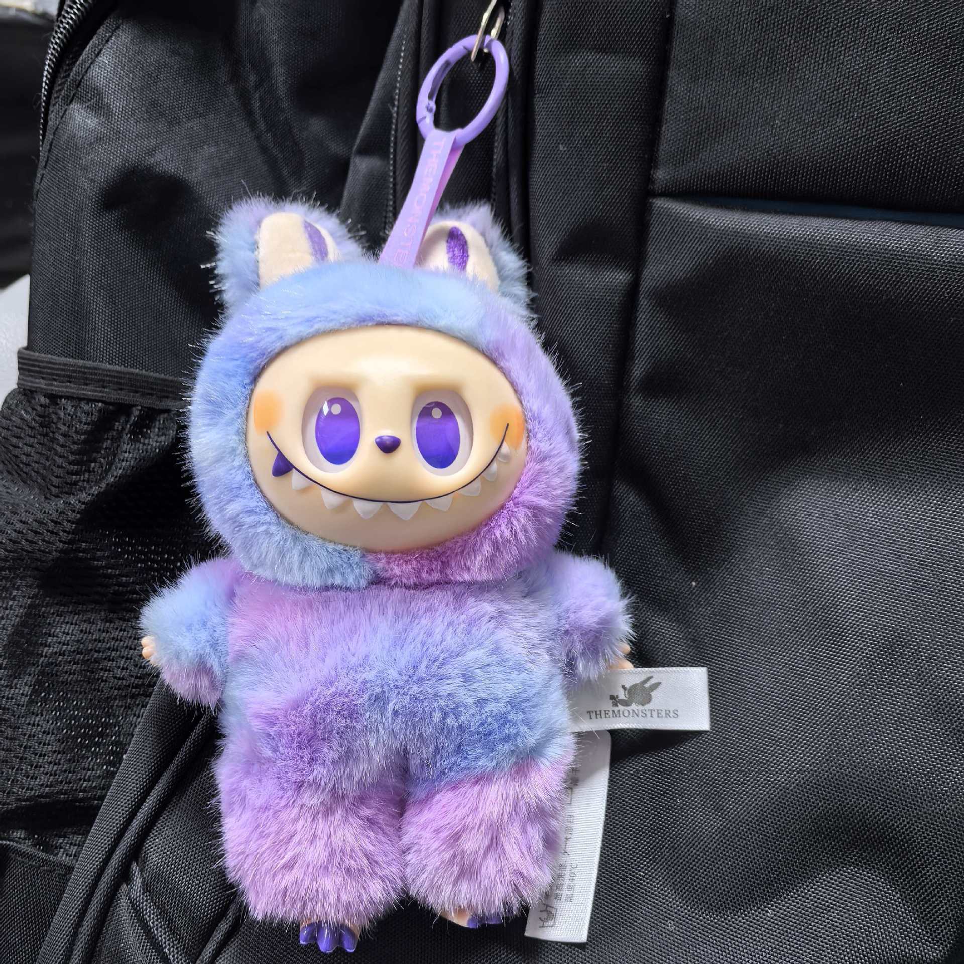 3 generaciones de colgantes de peluche labubu barraca explosiva muñeca conejo pellizco muñeca regalos pellizco música