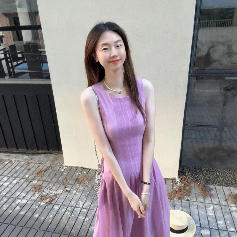 DARA ROSE 本格サマーフレンチ高級感プリーツノースリーブベストワンピース 5593|undefined