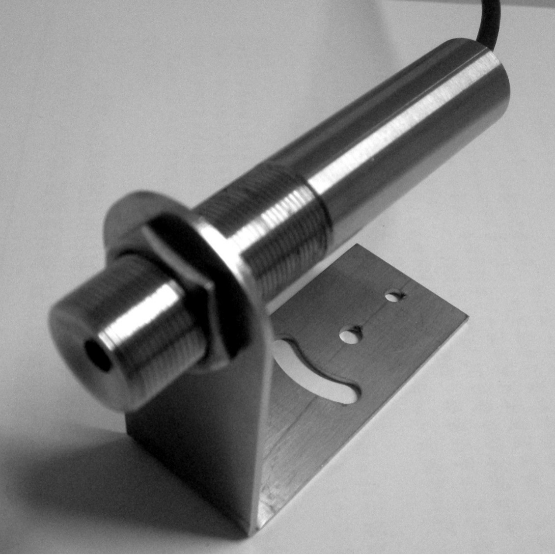 供应IRTP-300L红外温度传感器