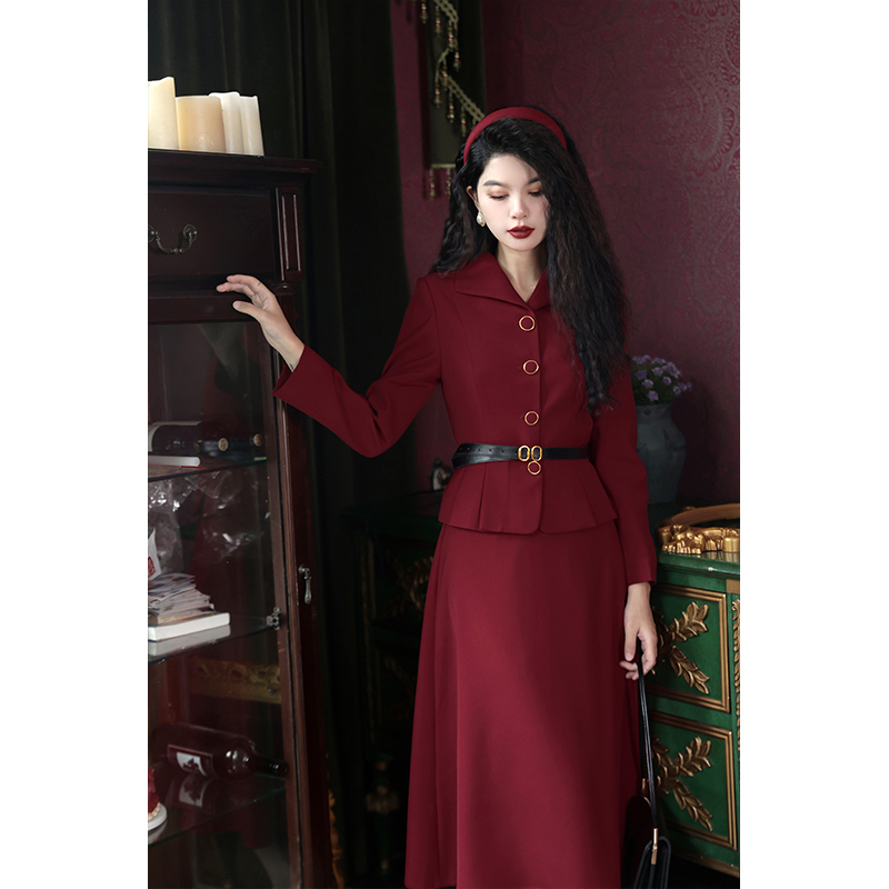 The Colors Are the Highlight~ Hong Kong Style Retro Red Bridal Engagement Set, Wedding Homecoming Outfit, Spring and Autumn Women's Attire, Toast Dress