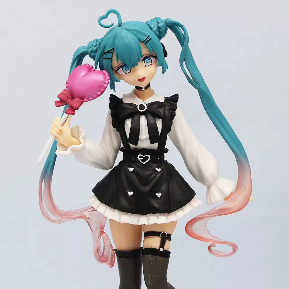 Фигурка (TAITO) Hatsune Miku 16th anniversary длинноволосая принцесса, предкрашеная ≈18 см
