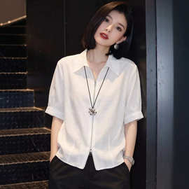 大码女韩系白色短袖衬衫夏季2026新款胖MM设计感通勤百搭显瘦上衣