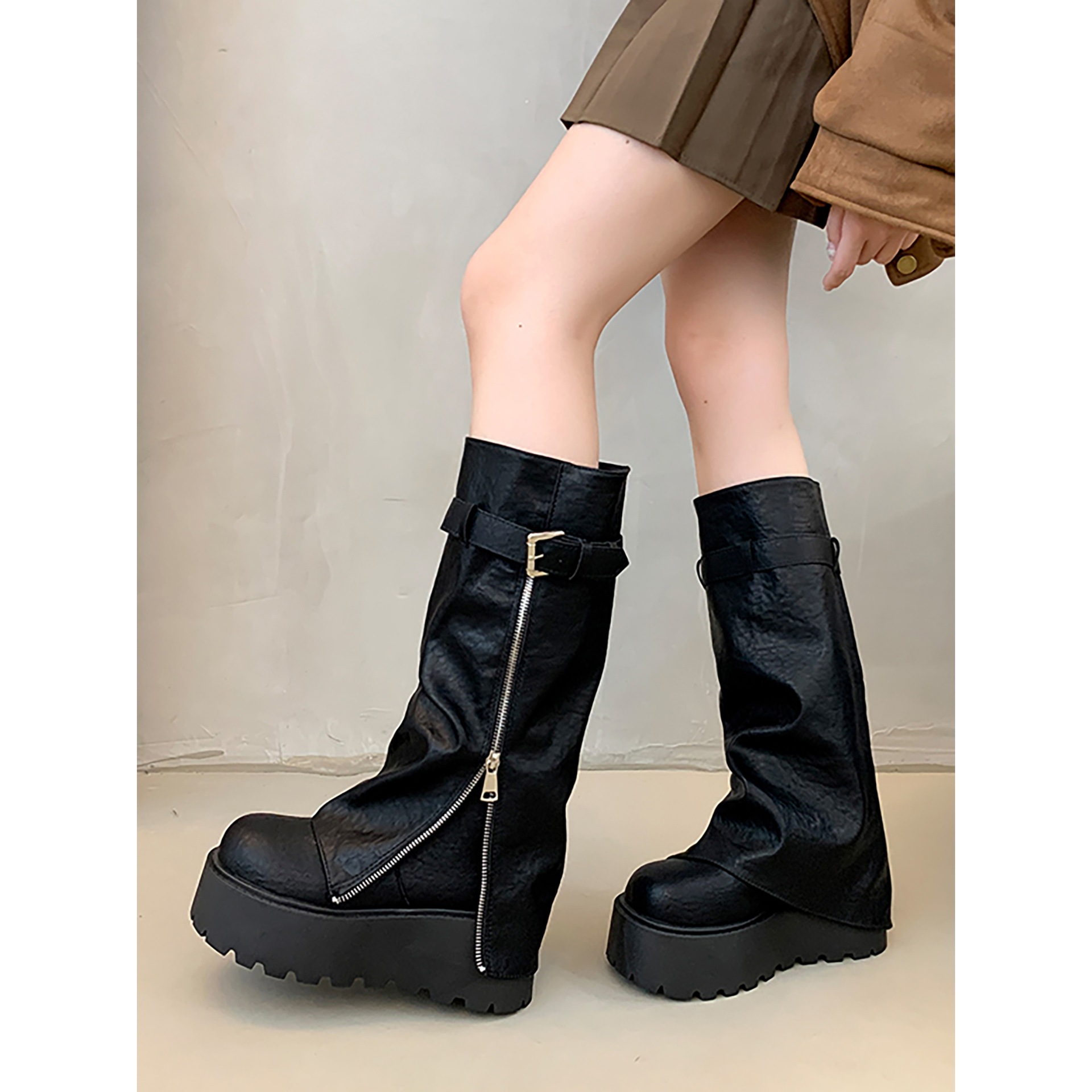 Autumn black retro high boots English style platform