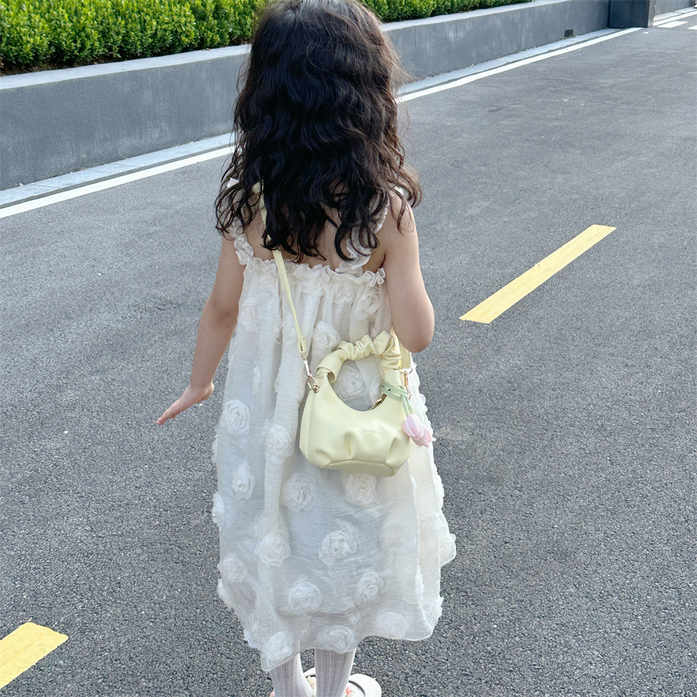 Bagos de hombro plegables extranjeros para niños y niñas, flores dulces, mini mochila para bebés, nuevos tipos de bolsas de nube de comercio exterior para niños