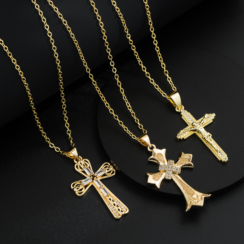 Fashion Creative Gold-Plated Pendant Inlaid with Zircon Cross Copper Necklace