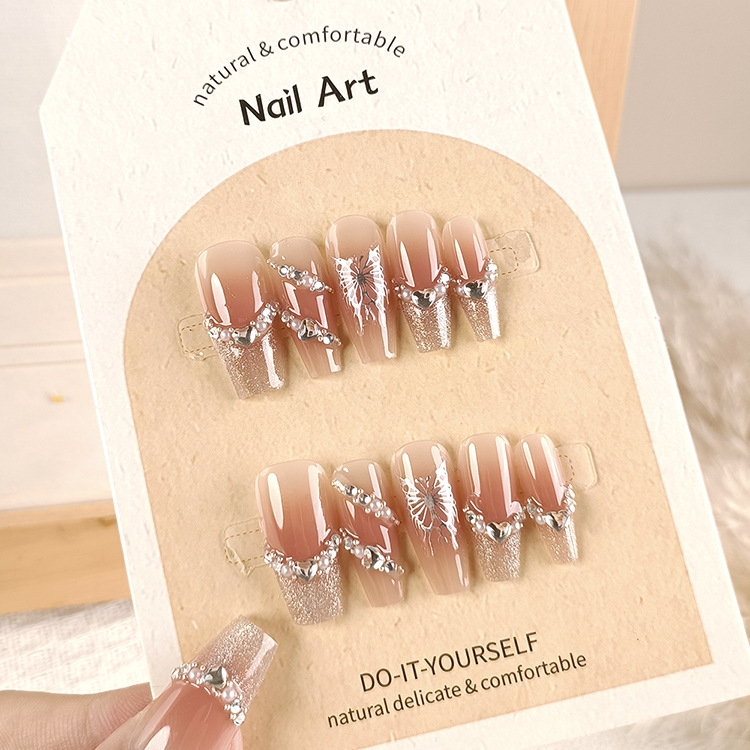 Manicura de Año Nuevo, 10 piezas de diamantes de perlas hechos a mano, arte de uñas portátil, parche de uñas Xiaohongshu, venta al por mayor