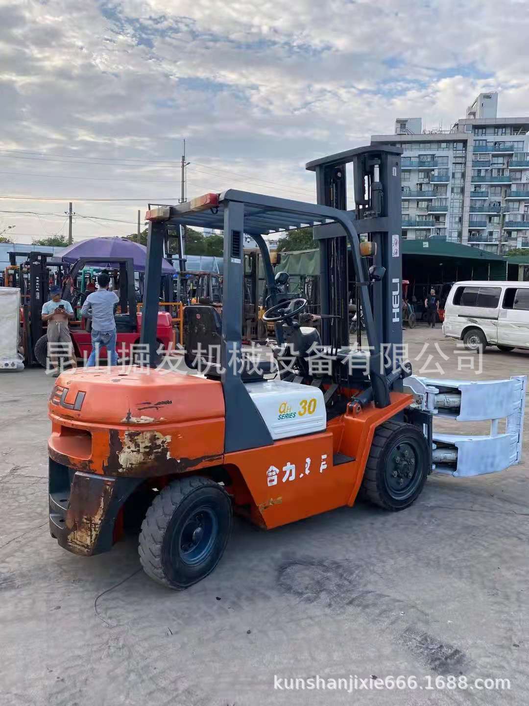 二手合力3吨5吨7吨 叉车  圆抱叉车 杭叉3吨5吨 现货出售