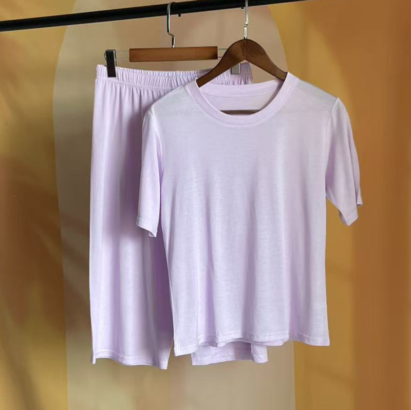 Crewneck Short-sleeved Capri Pants Women's Crewneck Thin Comfortable Breathable Mulberry Silk Home Clothes Silk Pajamas for Spring and Summer Crewneck Short-sleeved Capri Pants Women's Crewneck Thin Comfortable Breathable Mulberry Silk Home Clothes Silk Pajamas for Spring and Summer