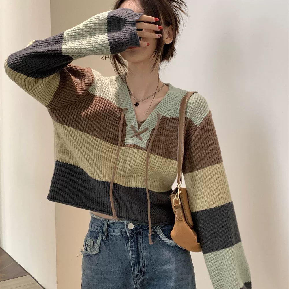 Универсальный вязаный свитер в полоску контрастного цвета на шнуровке в стиле Chanel, свободный свитер французского дизайна для женщин на осень и зиму 2023 года