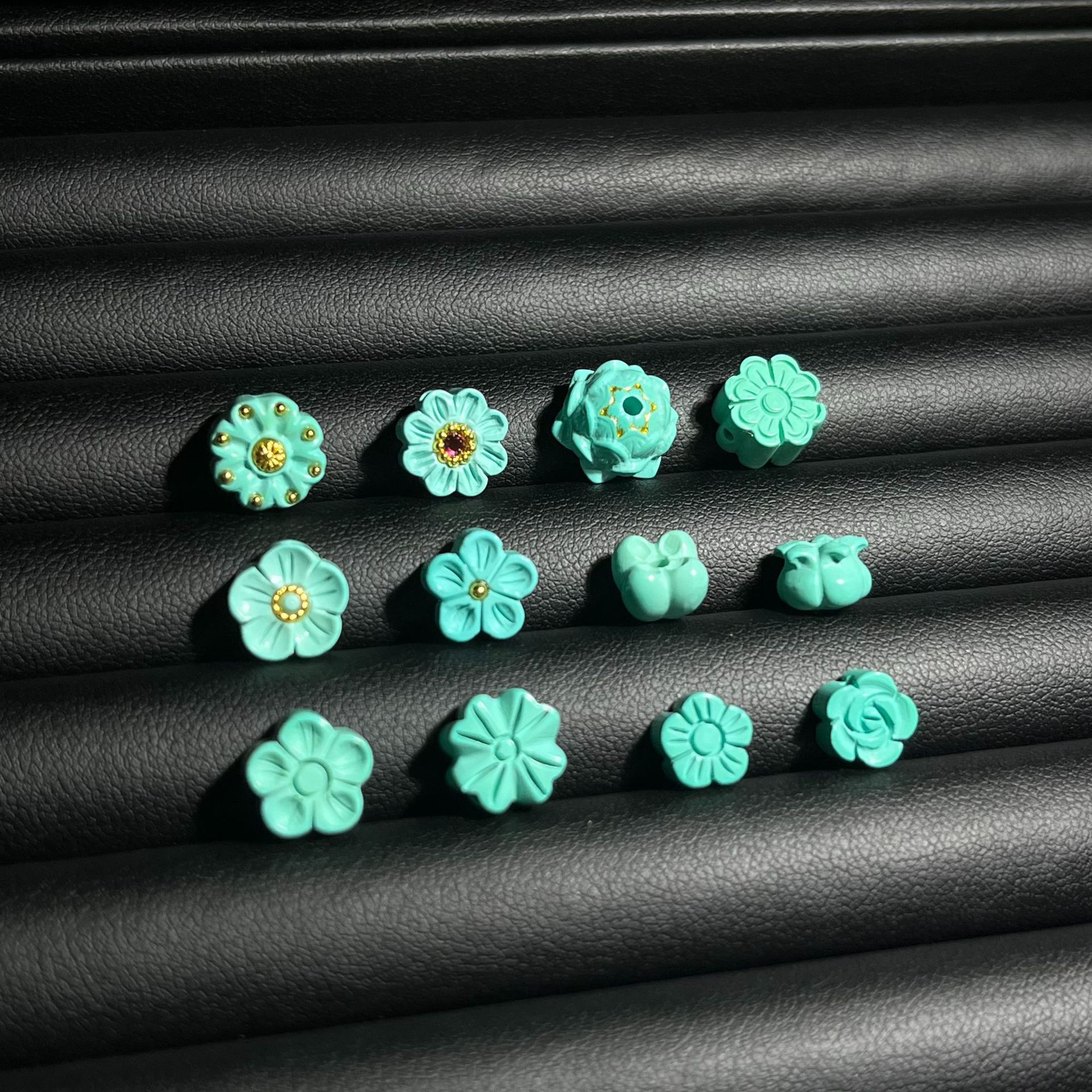 Magnesite Small Flower Accessories DIY Crafts Turquoise Accessories Bracelet Spacer Beads Braided Rope Pendant Creative Accessories