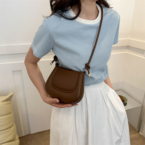 Simple and fashionable this year's popular handbags  summer new fashion single shoulder crossbody bag texture women's bag foreign style