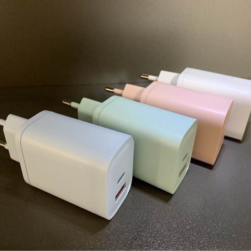 20W Dual USB + Typec Full-Protocol Macaron Color Mobile Phone Fast Charging Source Adapter Charger Portable