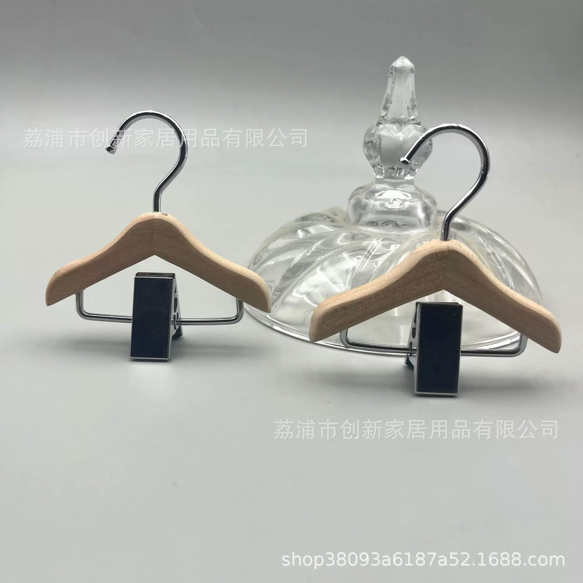 跨境热销轻奢小巧多功能便携宠物衣架网红款狗狗衣架服装店泰迪