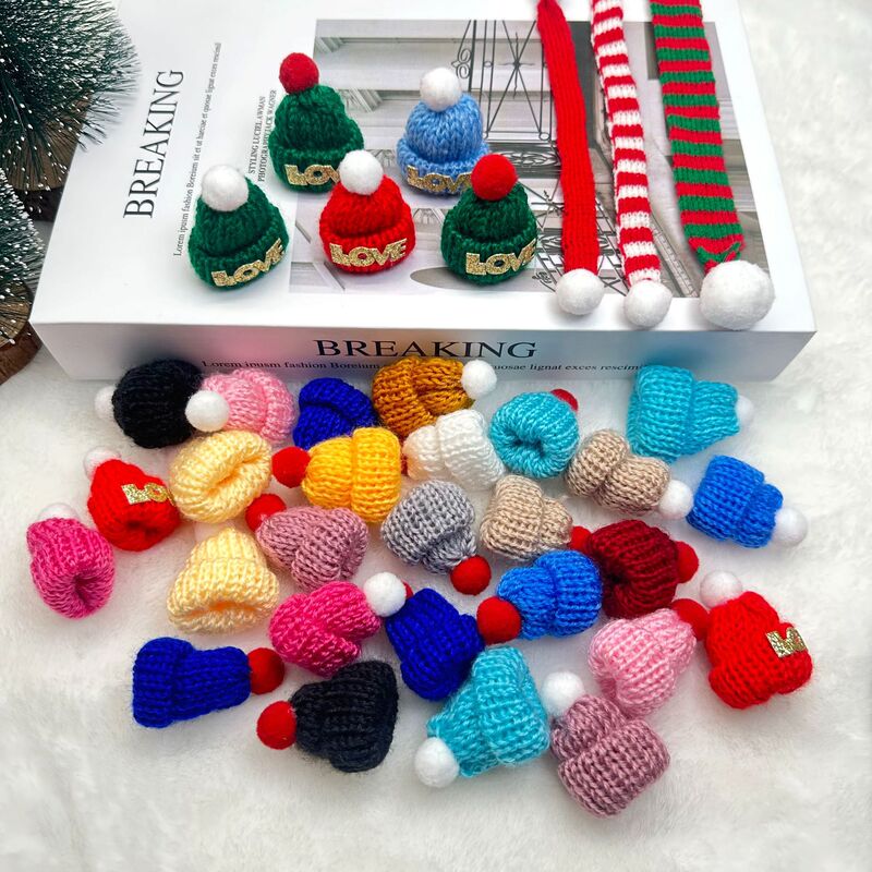 Christmas Mini Woolen Scarf Hat Mini Love Christmas Hat DIY Knitted Finger Hat Doll Decorative Hat