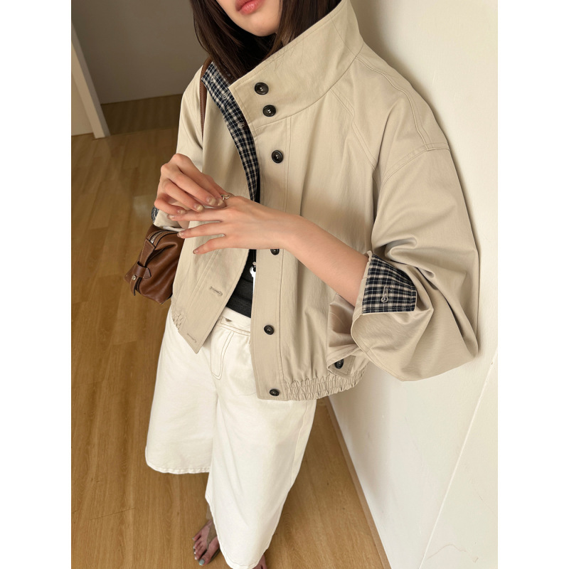Korean-Style High-End Stand-Collar Jacket for Women, 2026 Spring New Style, Loose and Versatile, Single-Breasted Casual Short Coat Korean-Style High-End Stand-Collar Jacket for Women, 2026 Spring New Style, Loose and Versatile, Single-Breasted Casual Short Coat