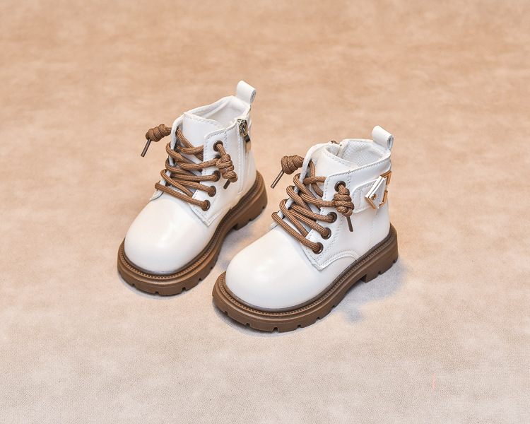 Girl' Martin Britih tyle 2024 autumn and winter new fahion veratile leather children' hort boot, middle-aged_voghion.com