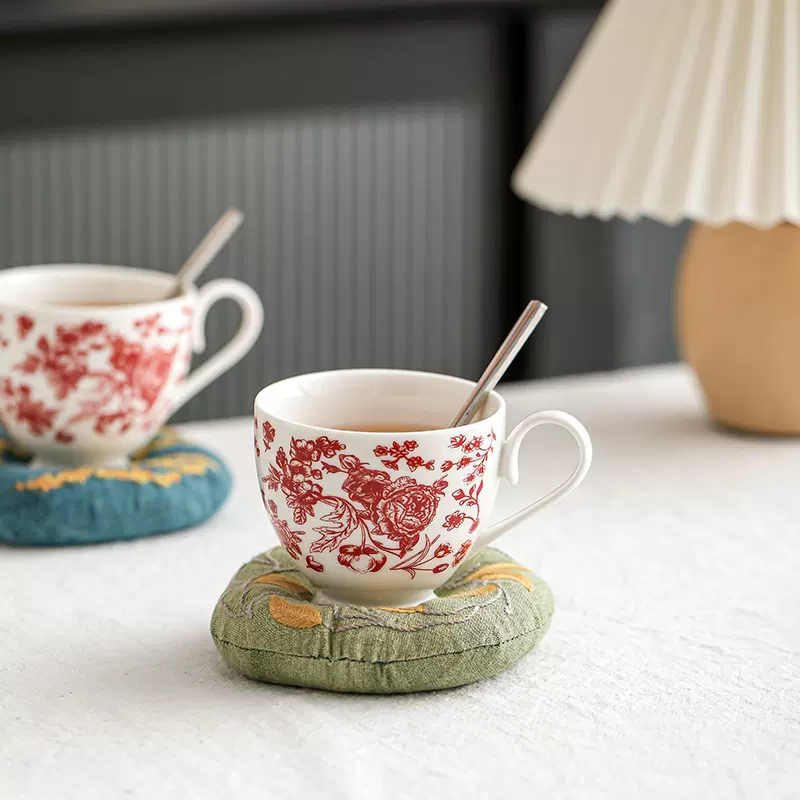 法式夹棉茶杯垫刺绣桌面隔热垫布艺咖啡杯防烫垫摄影美食拍照道具