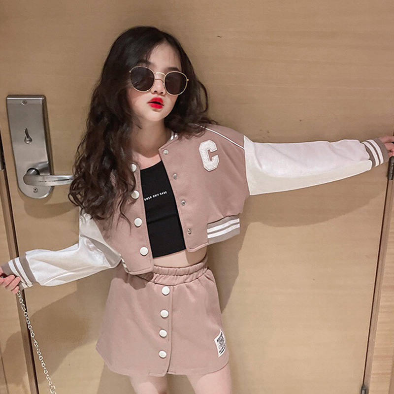여자 스포츠 정장 2024 가을 새로운 야구 유니폼 재킷 대학 스타일 짧은 치마 캐주얼 투피스 세트