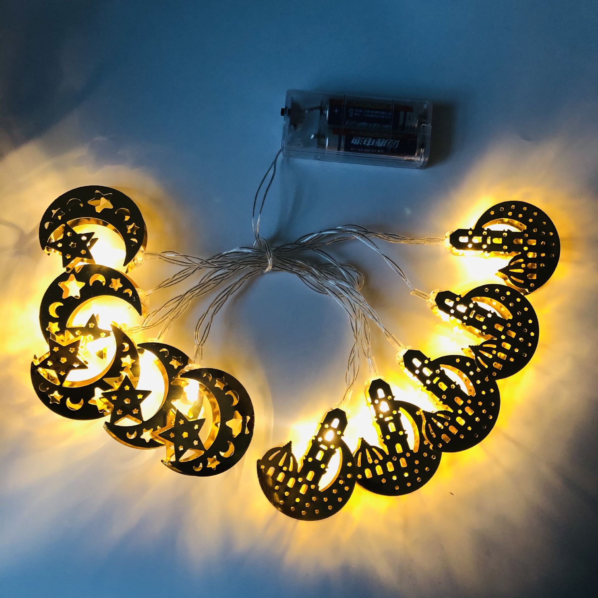 Nuevo LED de hierro forjado Luna Castillo gulbang Festival patio luz la secuencia decoración del partido Festival Amazon