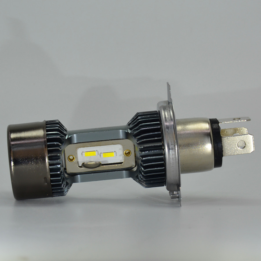 Fabricante M8 LED luz de motocicleta de coche súper brillante coche eléctrico triciclo H4 luz frontal integrada lejos y cerca bombilla grande image 2