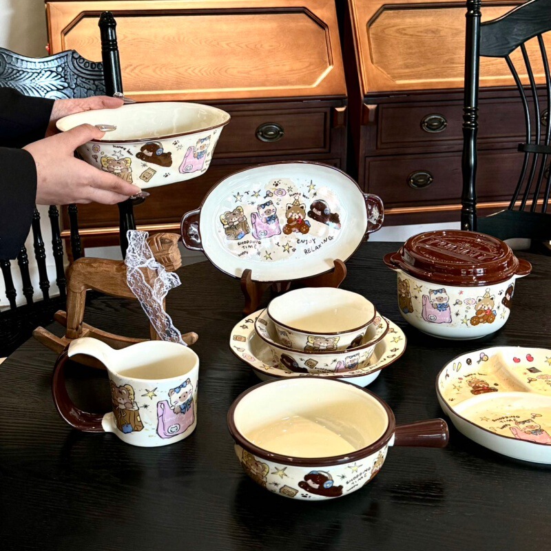 Cute Cartoon Bear Ceramic Bowls and Plates Tableware for Home Use, High-Looking and Exquisite Rice Bowls for One Person, Divided Plates and Vegetable Plates