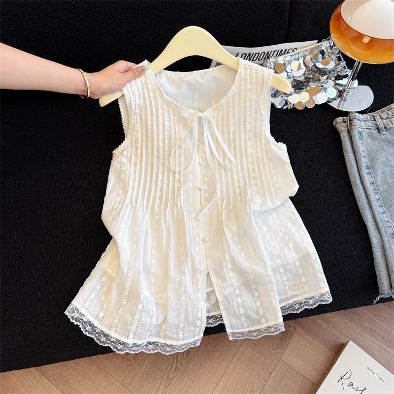 Stylish and Elegant Pleated Sleeveless Vest for Women, Summer Outerwear, 2026 New Style, Sweet and Loose Lace-Trimmed Shirt Top Stylish and Elegant Pleated Sleeveless Vest for Women, Summer Outerwear, 2026 New Style, Sweet and Loose Lace-Trimmed Shirt Top