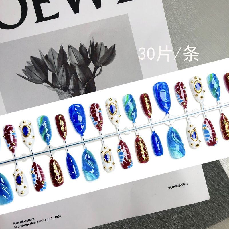 湖蓝色鎏金细闪猫眼穿戴加杏仁甲滴胶带钻立体美甲贴片ins轻奢|undefined