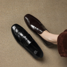 时尚圆头一脚蹬真皮平底深口乐福单鞋女2025新款夏季小皮鞋黑棕色