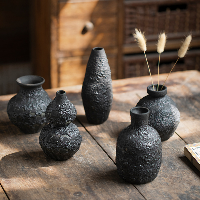 Matte volcanic pattern rustic pottery jar, natural wood style tea room decoration, flower vessel, dry branches, rustic and simple decorative craft