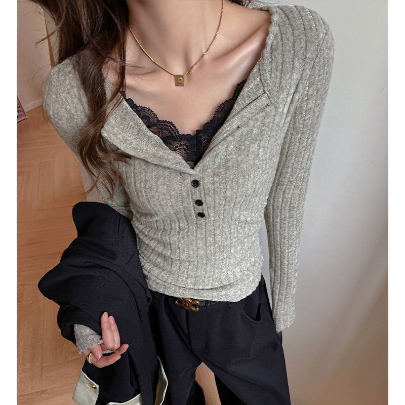 Korean-Style Lace Splicing V-Neck Base Shirt for Women, Autumn and Winter Inner Wear, Stylish Regular Shoulder Long-Sleeve T-Shirt with Ribbed Brushed Top