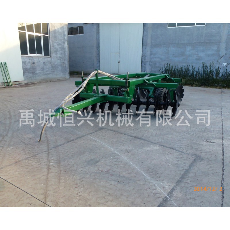 厂家销售农用拖拉机牵引式液压圆盘耙耕地整地碎土灭茬耙