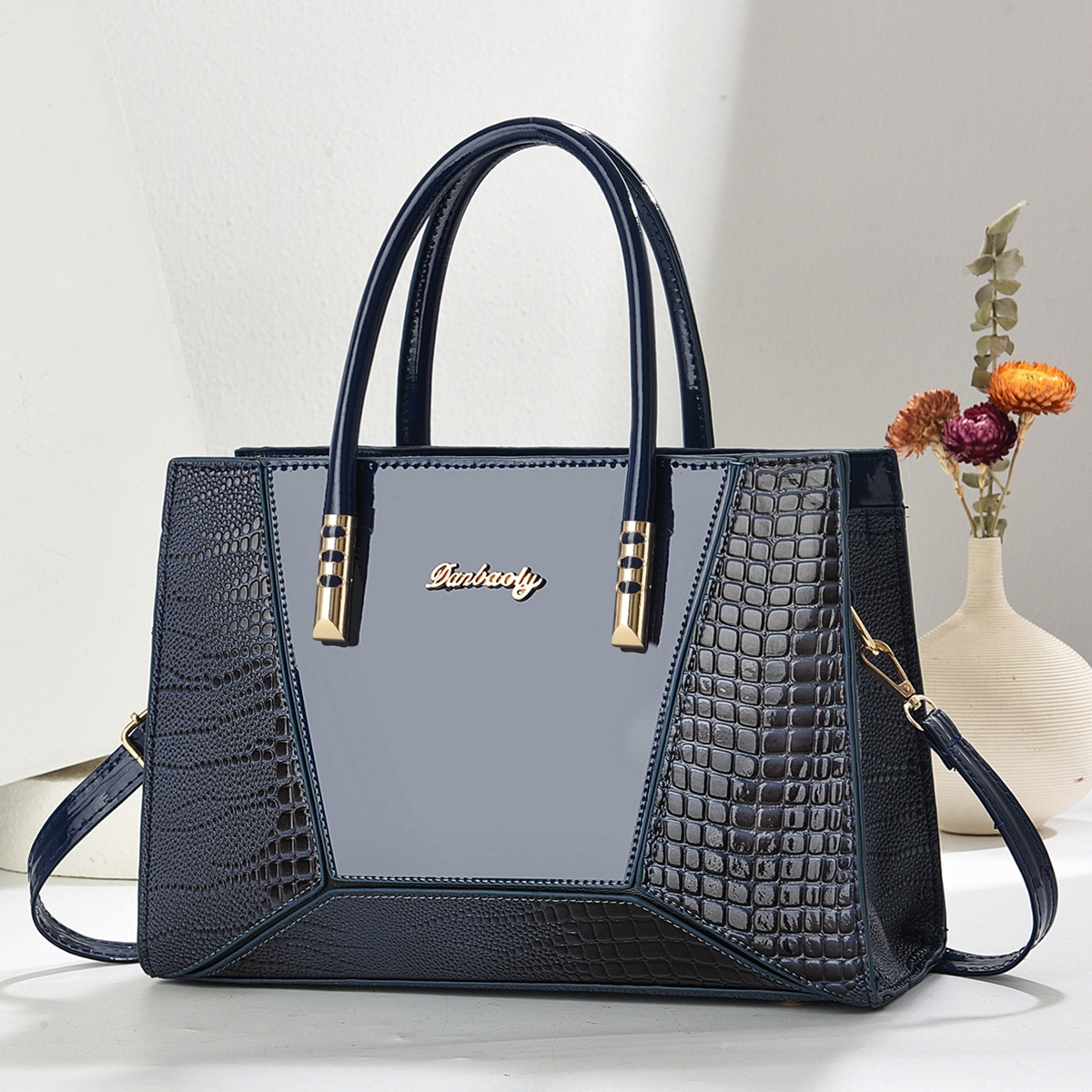 Bolso de mujer nuevo bolso de hombro de gran capacidad temperamento bolso de madre de cuero suave bolso de mujer de viaje de moda puede ser mensajero