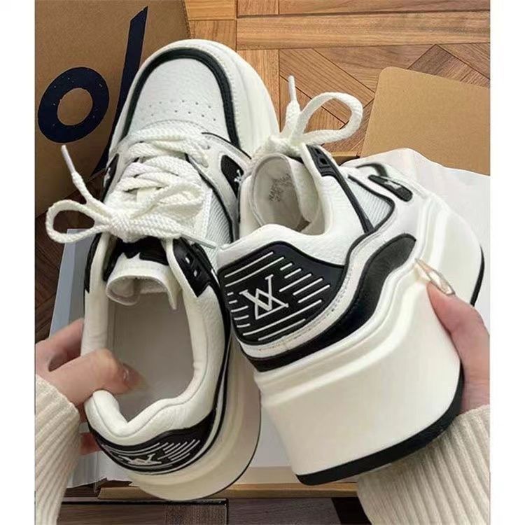 Zapatos de red, zapatos blancos para mujeres 2025, nuevos zapatos de primavera, tendencia de comercio exterior transfronterizo, zapatos altos con suela gruesa