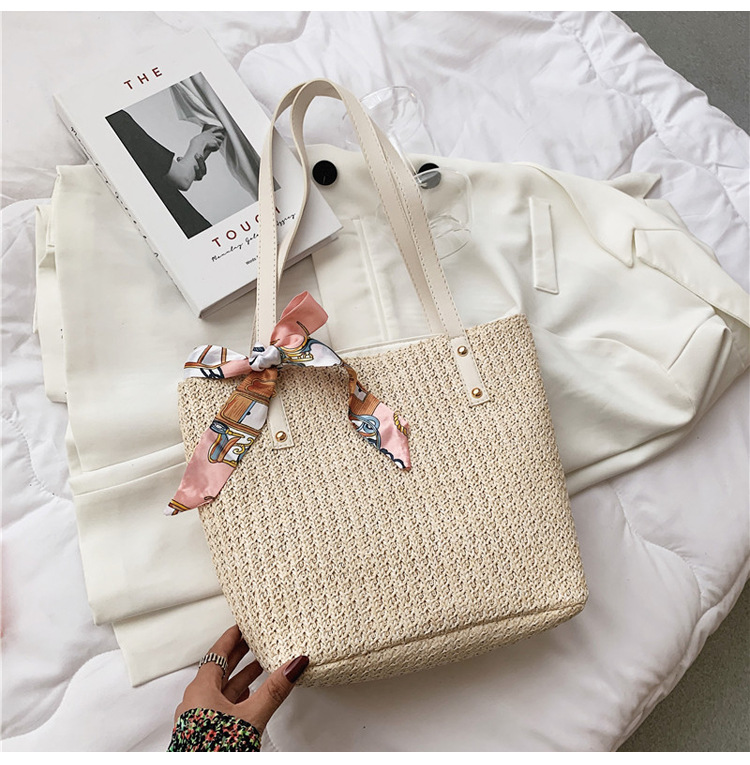Fashion Bows Large-capacity Shoulder Straw Woven Bag Wholesale display picture 4