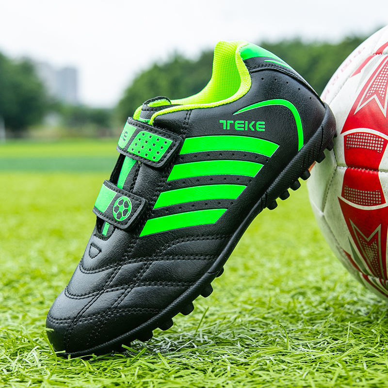 Zapatos de fútbol profesionales de clavos adultos TF niños chicos chicos