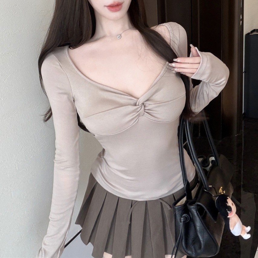 5298 Early Autumn Pure Desire Hot Girl Twisted V-neck Long Sleeve Base Shirt for Women, Slim Fit with Chest Pads, Long Sleeve T-shirt