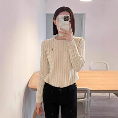 古典的な馬標刺繍麻花ウールニット女性ゆるいプルオーバー復古長袖プルオーバー