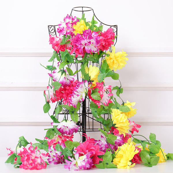 Qingming Festival sacrifice grave sweeping plastic flower simulation…