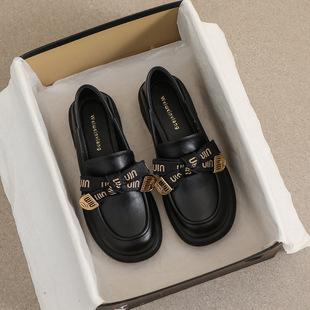 Wei Wei girl 105-12 round head lucky shoes women's thick bottom bow retro small leather shoes wear soft bottom shoes