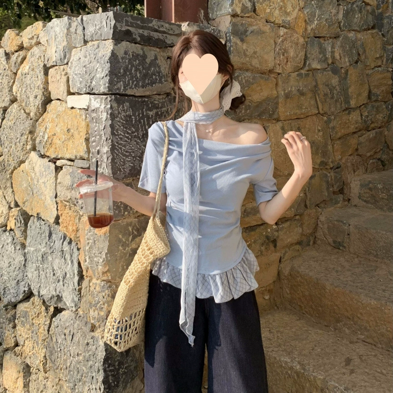 Французский дизайн с лентой и отложным воротником, короткий рукав, летний кружевной топ 2025 года, новый, стройнящий.