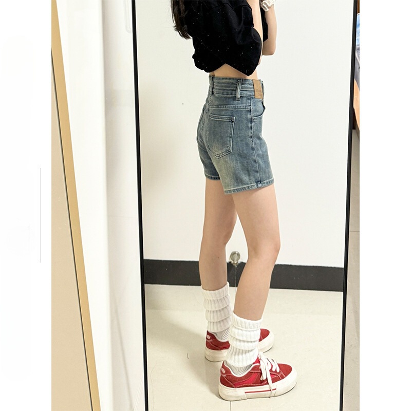 2026 Spring High-Waisted Thick Washed Dyed Denim Shorts for Women, Elegant Socialite Style, Big Flare Three-Quarter Shorts