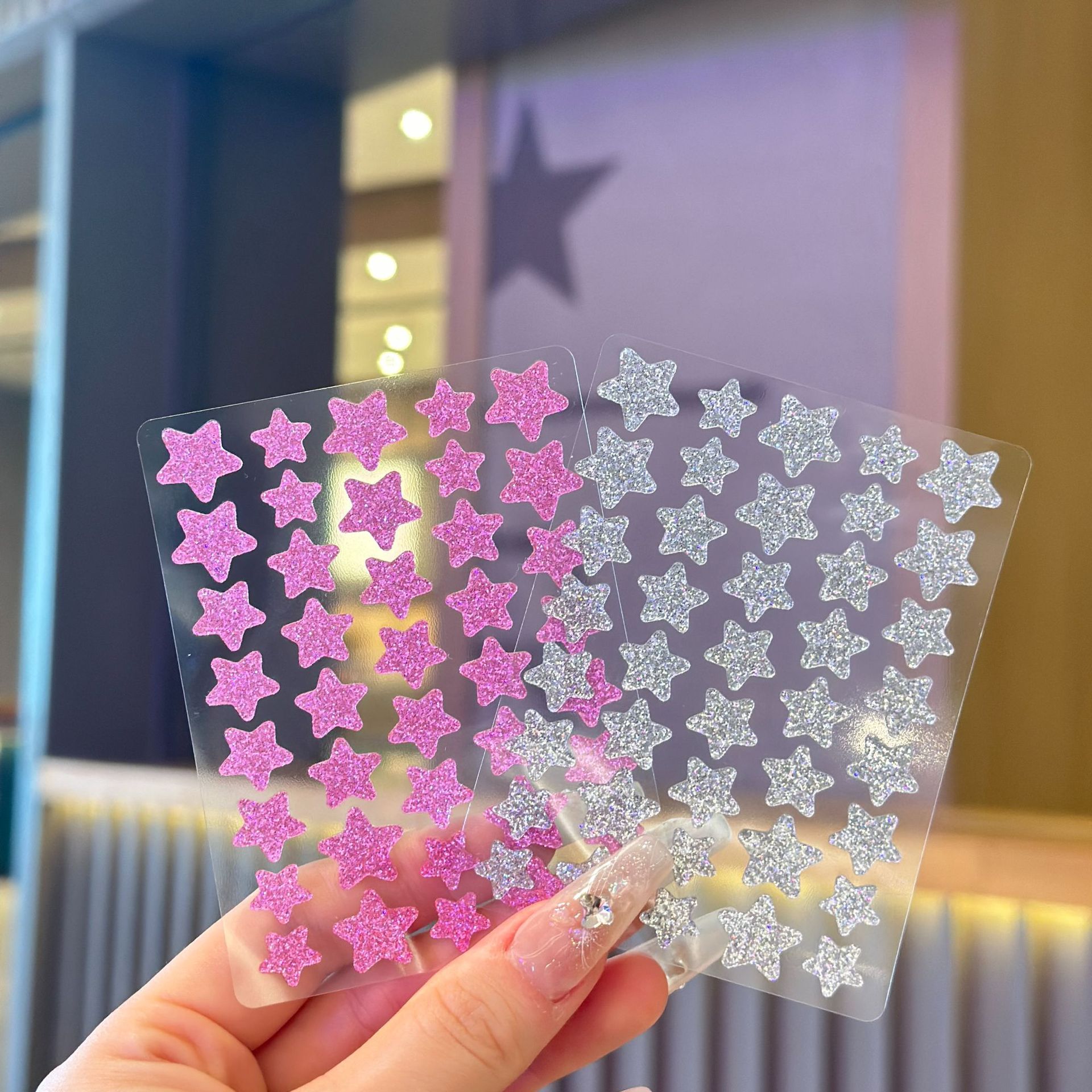 실버 로즈 레드(중간 보라색 색상 상자)