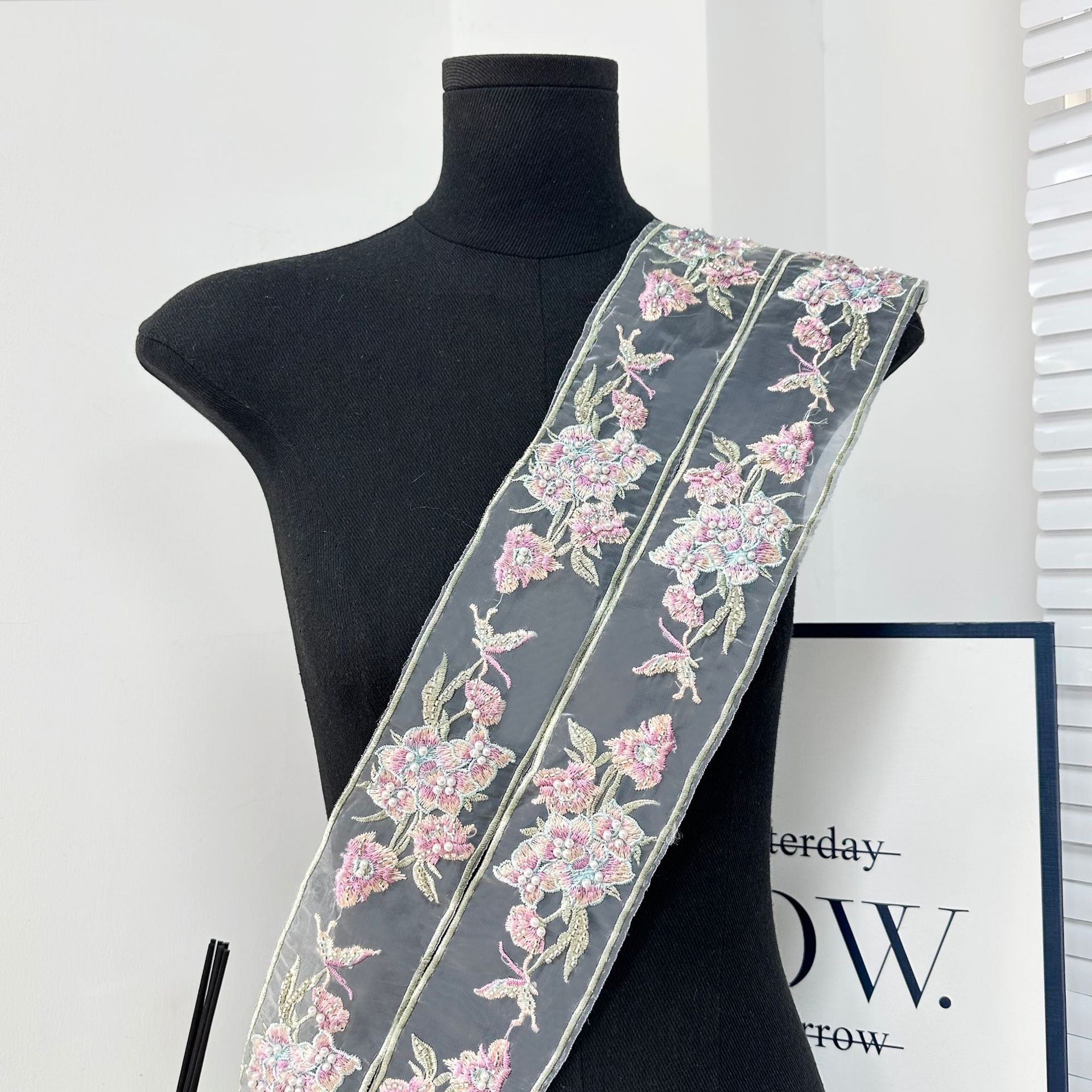Cinta de Encaje Transparente con Bordado Floral de Poliéster, para Vestidos de Novia