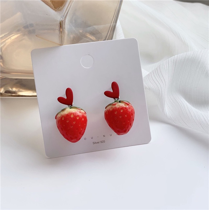 Corée Adorables Petites Boucles D&#39;oreilles Fraises D&#39;amour Fraîches display picture 2