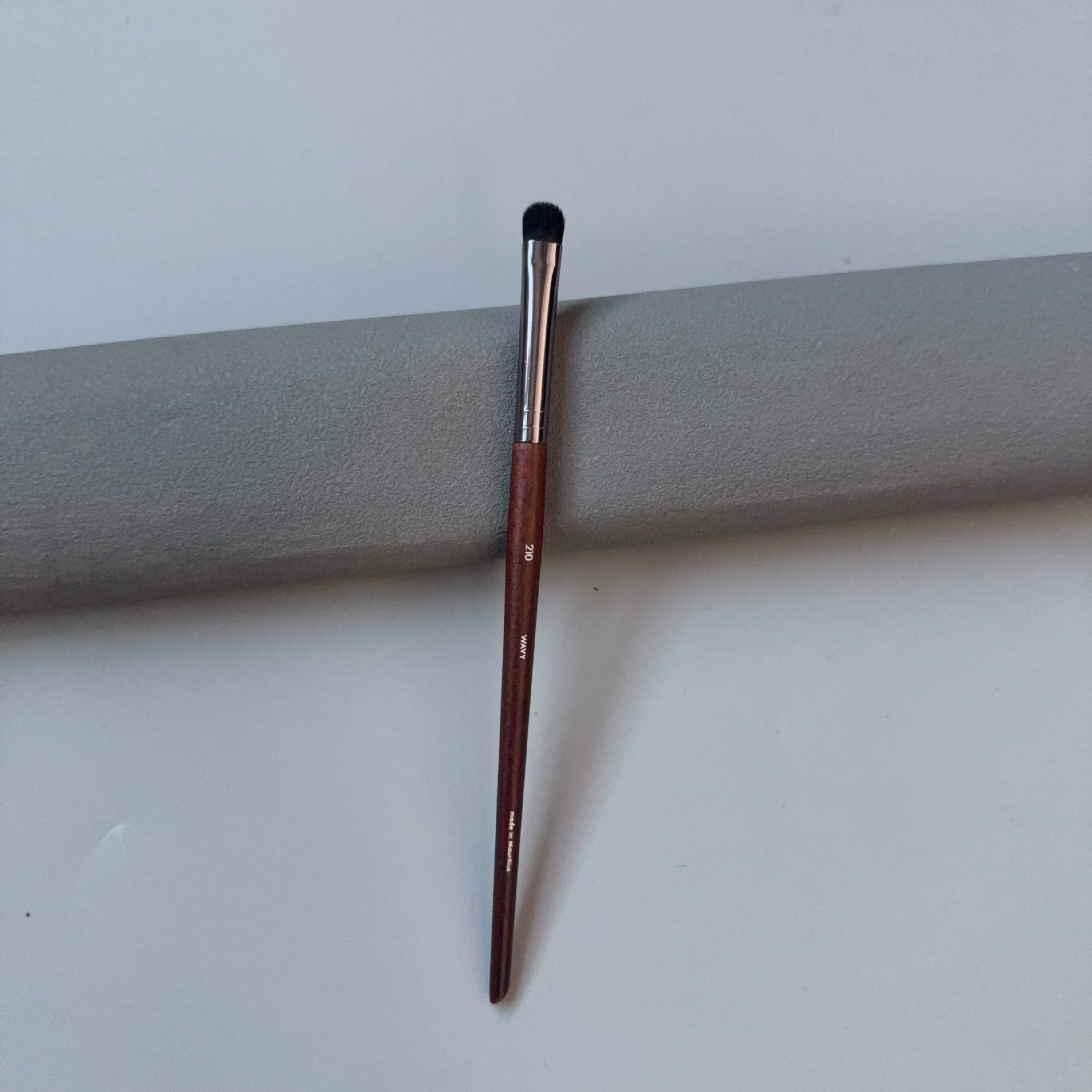 Brush, face blush, foundation, highlighter, eye pencil, full set