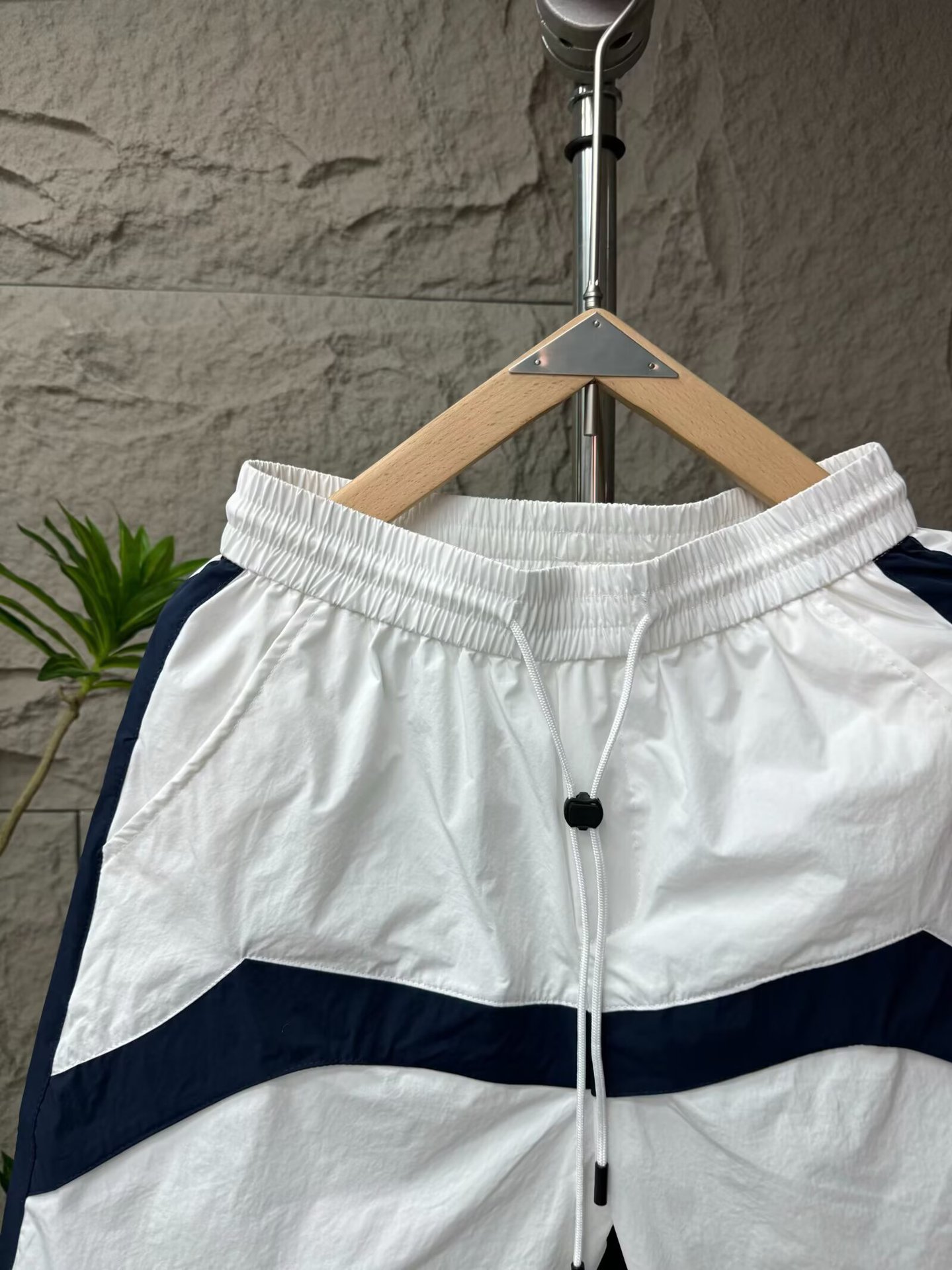 Men's Clothing Men's Summer Color Block Quick Drying Breathable Casual Shorts Versatile Trendy Five Point Mid Length Beach Sports Cool Pants_viptrois.com