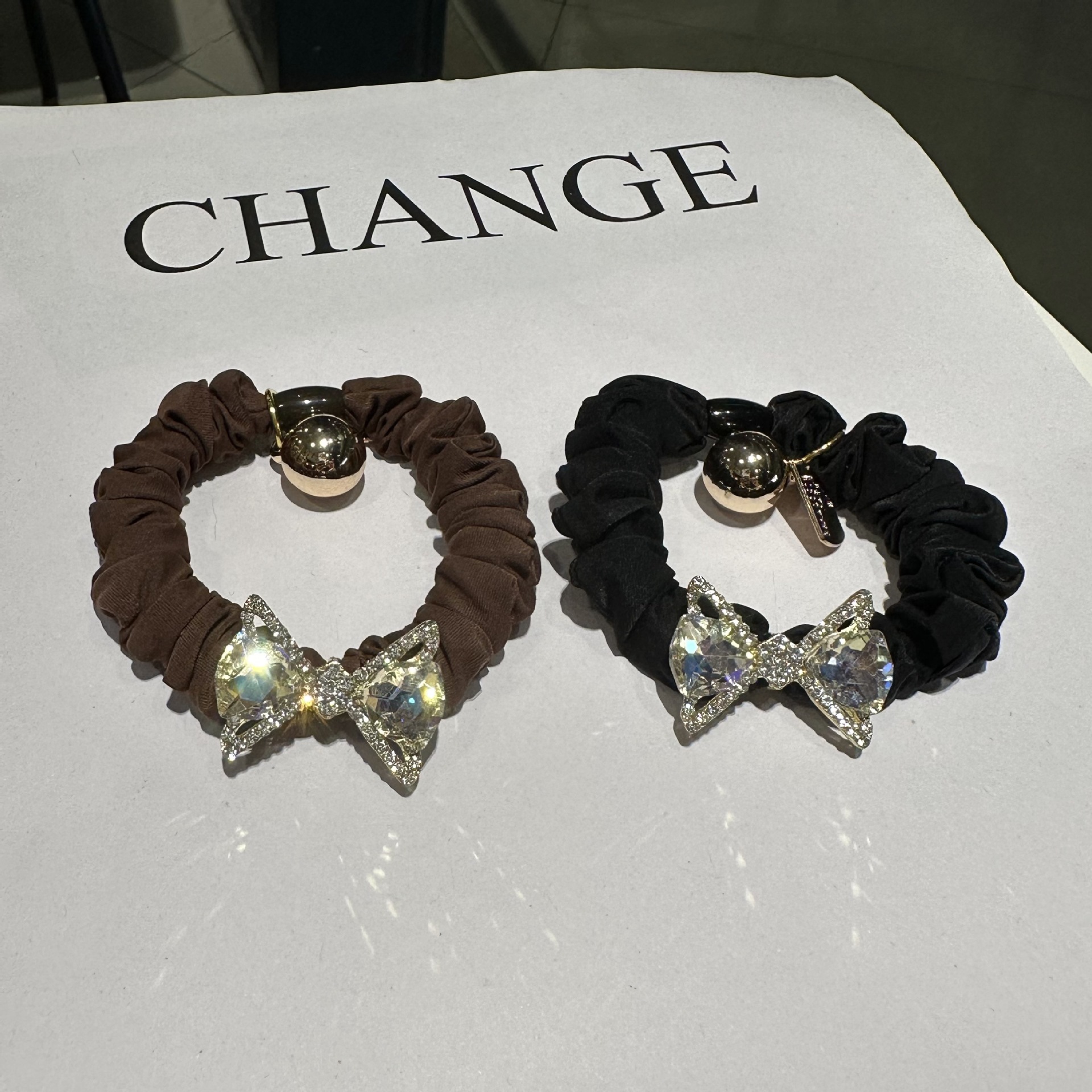 韓系氣質合金字母珍珠頭繩丸子頭髮繩高級感2024年新款扎馬尾發圈