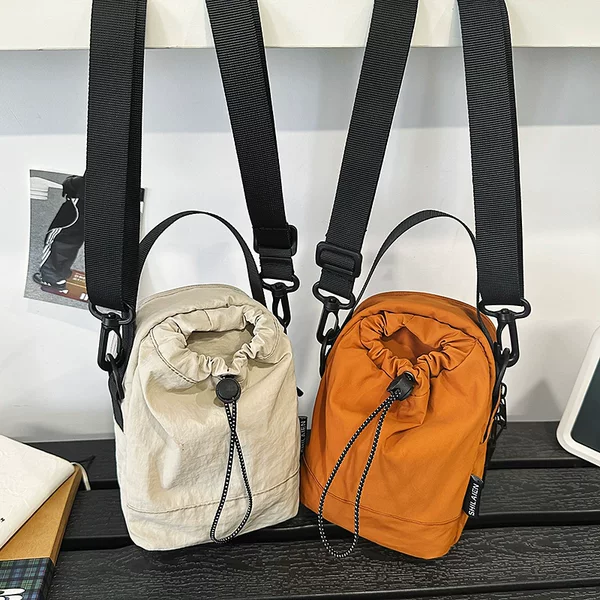 Amazon Cross-Border Solid Color Water Bottle Bag for Men and Women, Outdoor Leisure, Ultra-Light, Water-Repellent, Portable Small Bag, Versatile Mobile Phone Bag