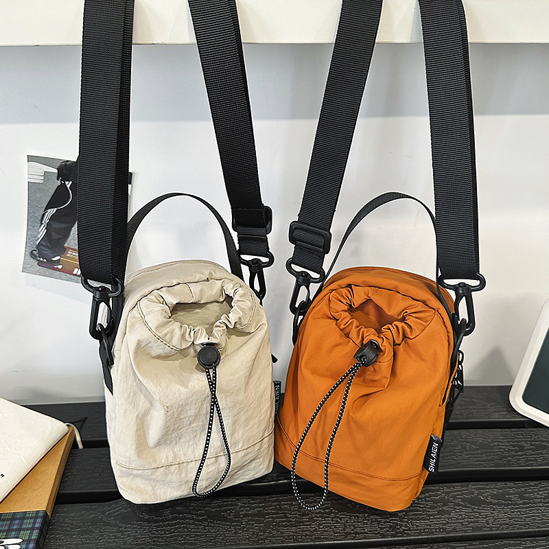 Amazon Cross-Border Solid Color Water Bottle Bag for Men and Women, Outdoor Leisure, Ultra-Light, Water-Repellent, Portable Small Bag, Versatile Mobile Phone Bag